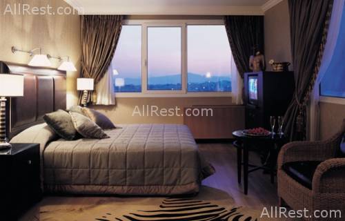 Divani Caravel Hotel 5